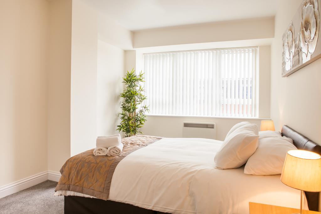 Guild House Appartement Swindon Buitenkant foto