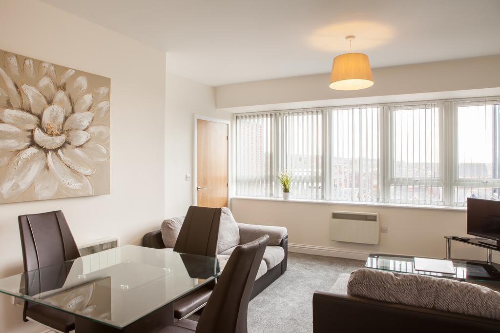 Guild House Appartement Swindon Buitenkant foto
