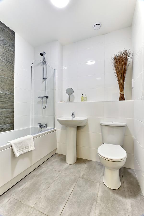 Guild House Appartement Swindon Buitenkant foto