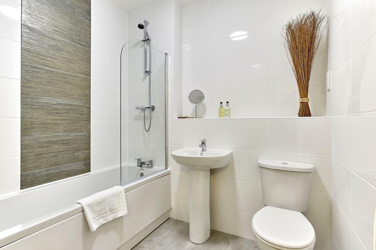 Guild House Appartement Swindon Buitenkant foto